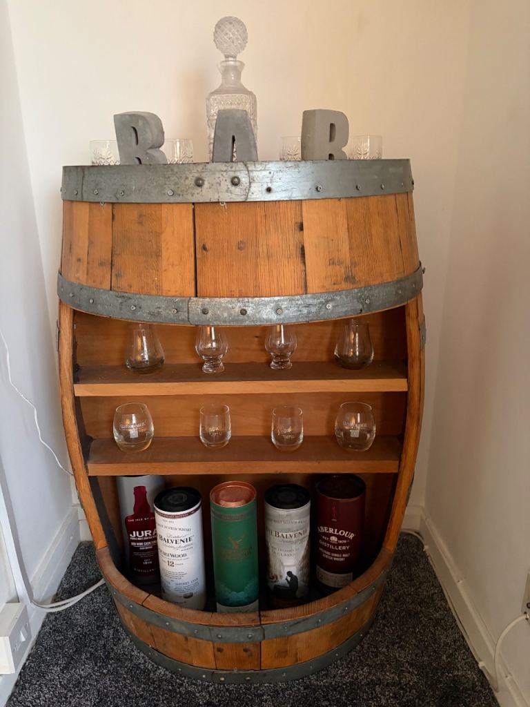 Whiskey barrel 