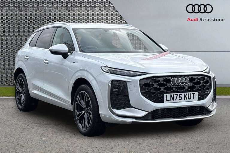 2025 Audi Q3 1.5 e-Hybrid S Line 5dr S Tronic SUV Plug-In Hy Automatic