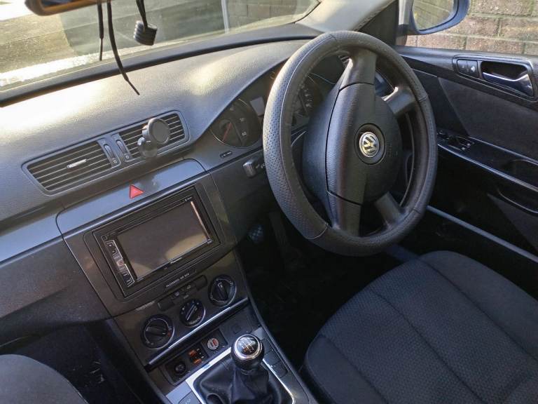 Volkswagen, PASSAT, Saloon, 2006, Manual, 1896 (cc), 4 doors