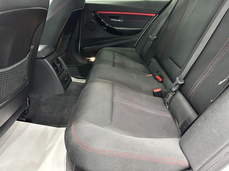 2017 BMW 3 Series 2.0 330e 7.6kWh Sport Auto Euro 6 (s/s) 4dr SALOON Petrol/Electric Hybrid Autom...