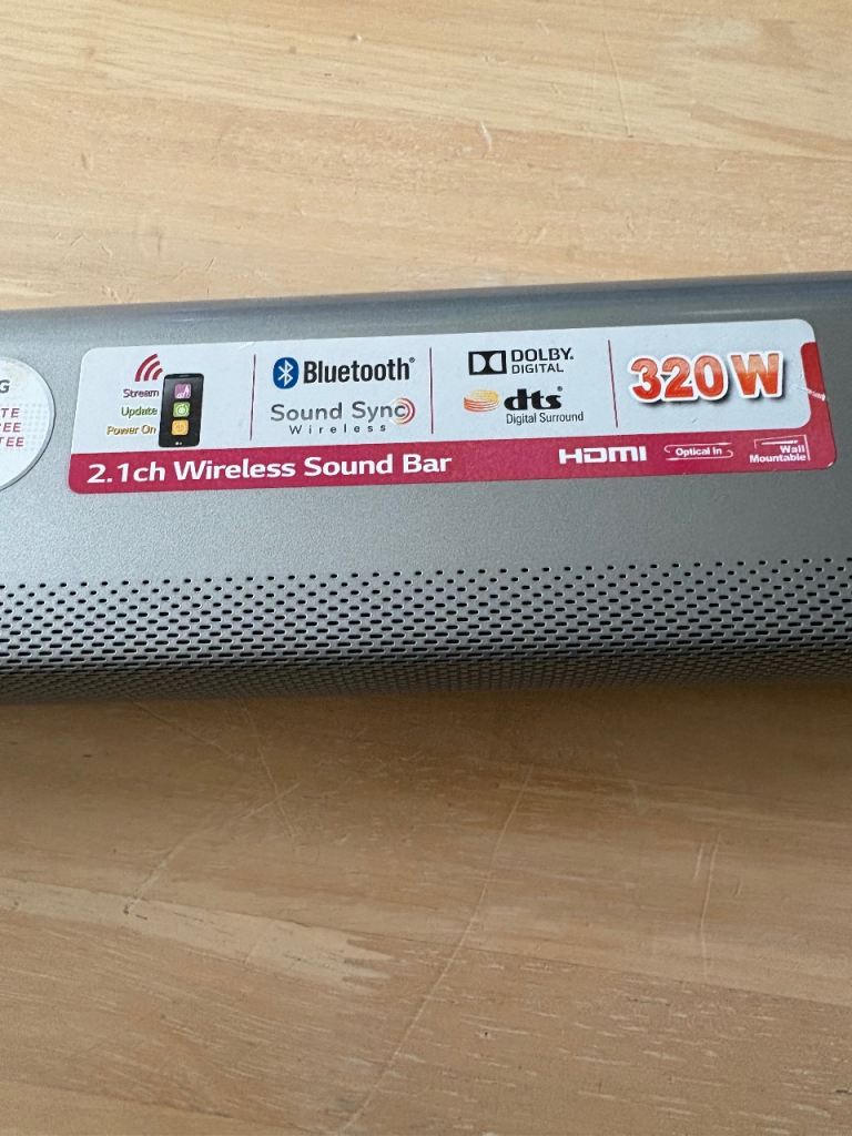 LG Soundbar with Sub woofer