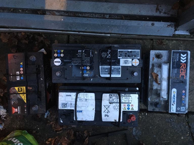 4x car battery pickup only