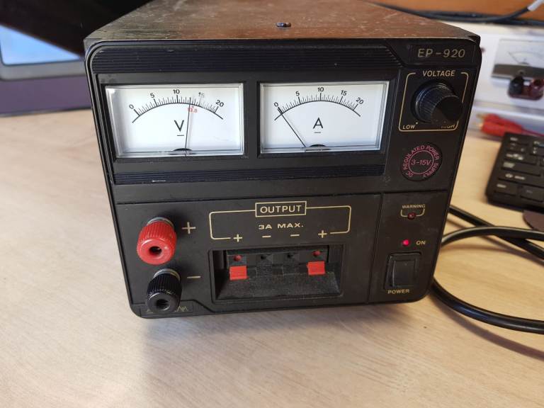 Power Supply Unit - Manson EP920 13.8v Variable DC 20 amp 