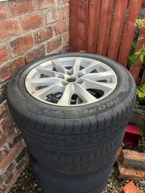 Mazda 6 alloy wheels with tyres 