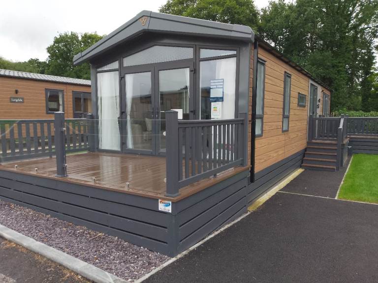 Victory Lakewood Lodge 2 bed x 2 shower room 42' x 14' for sale 