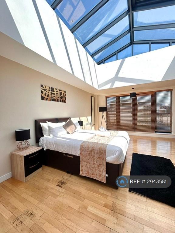 3 bedroom flat in Duke St, Liverpool, L1 (3 bed) (#2943581)