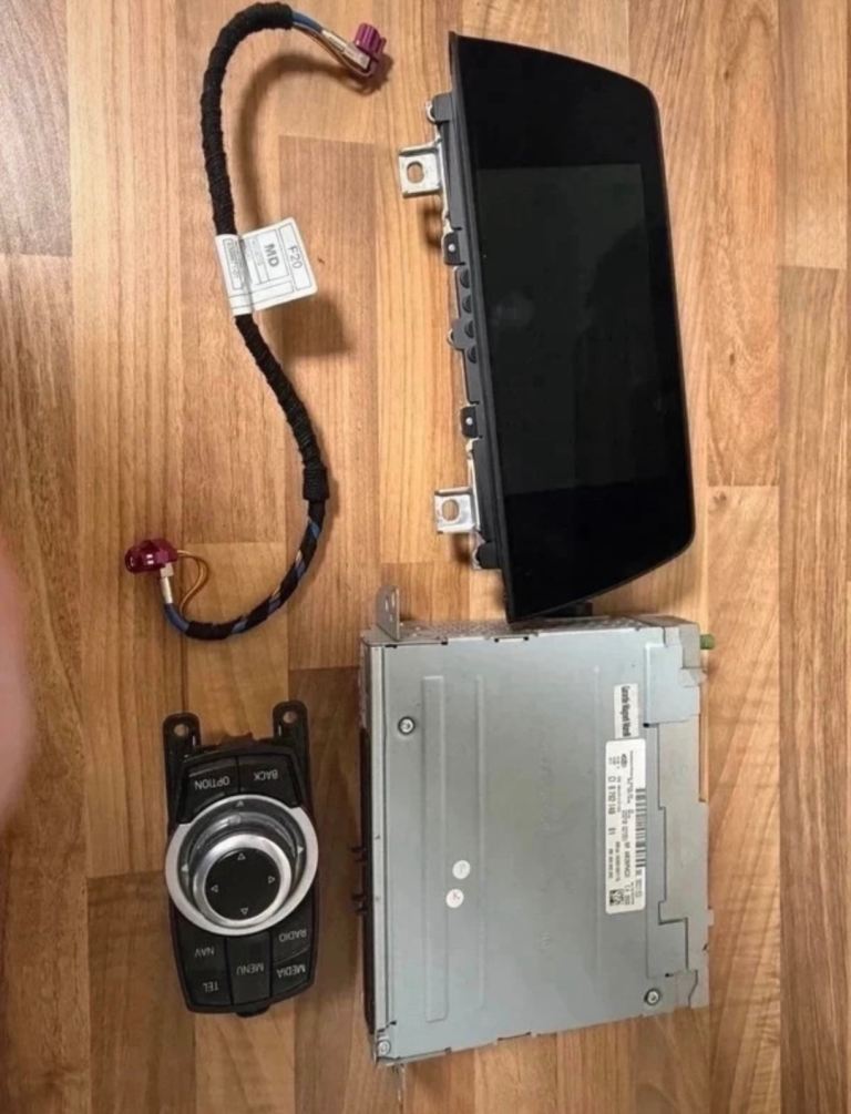 BMW 13 Series NBT Navigation Set