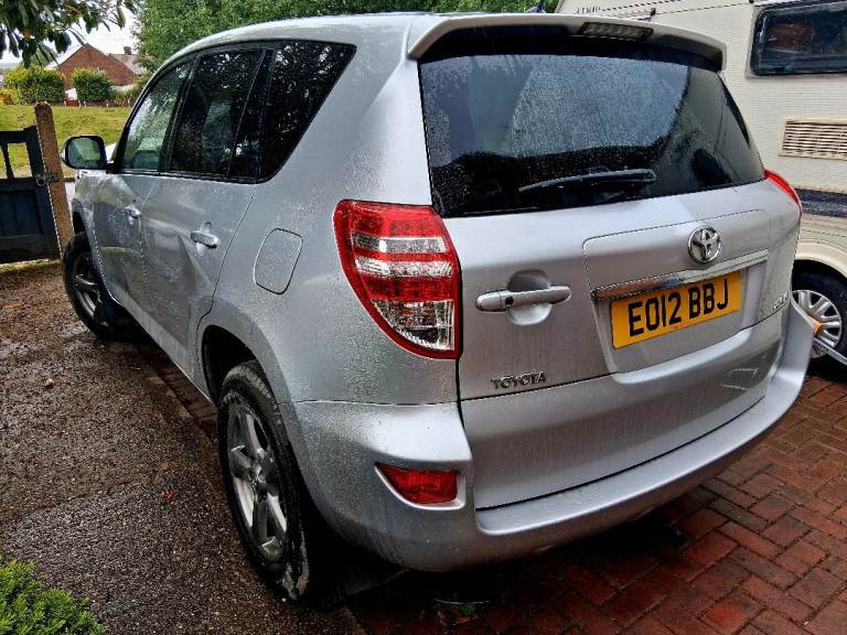 Rav4;YEAR MOT;4Wd;52k mi;LEATHER;Cruise contr