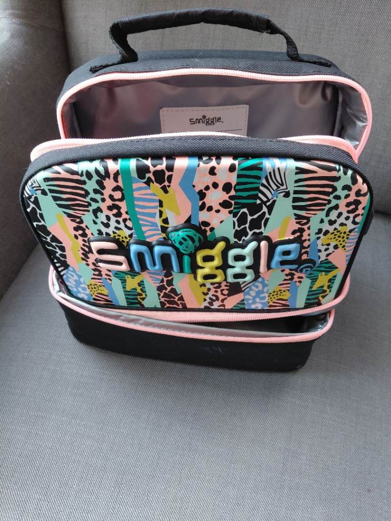 Smiggle double decker lunch bag