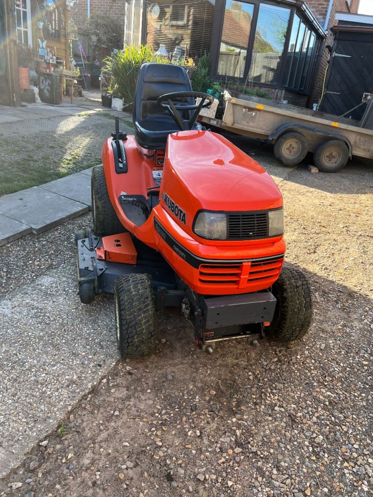 Kubota g2160 diesel mower