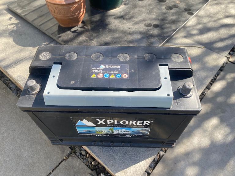 12v sealed lead acid Xplorer Leisure battery 120-130 Ah