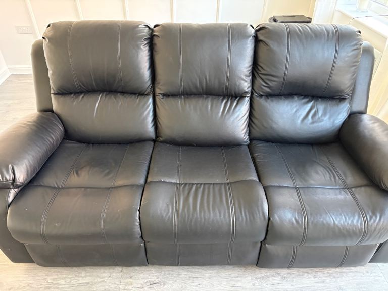 Leather sofa 