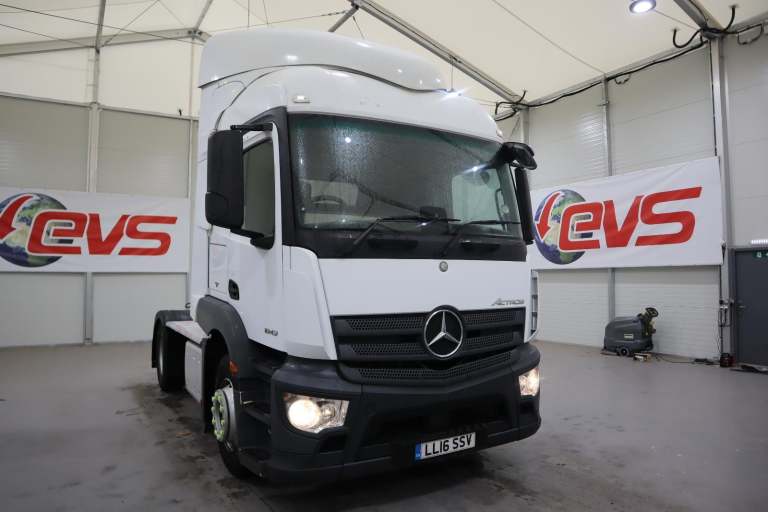 2016 (16 PLATE) Mercedes Benz Actros 1843 4x2 Euro 6 Tractor Units