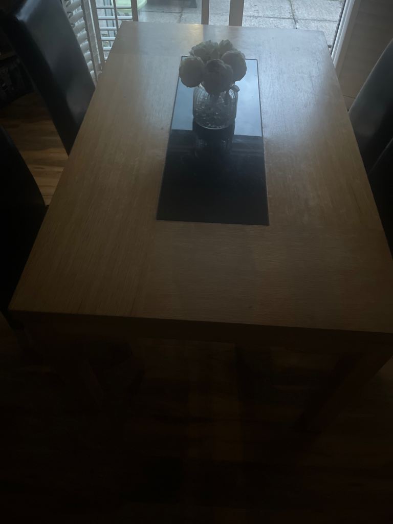 Dining table & chairs
