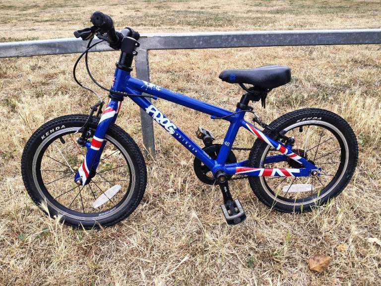 Frog 48 Union Jack Kids Bike 16 Inch Wheels 4 - 5 Years Boys / Girls Bicycle Childs Cycle