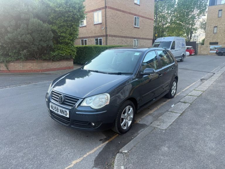 2008 (58) Volkswagen Polo match 80 Auto petrol 1.4 5 door hatchback 