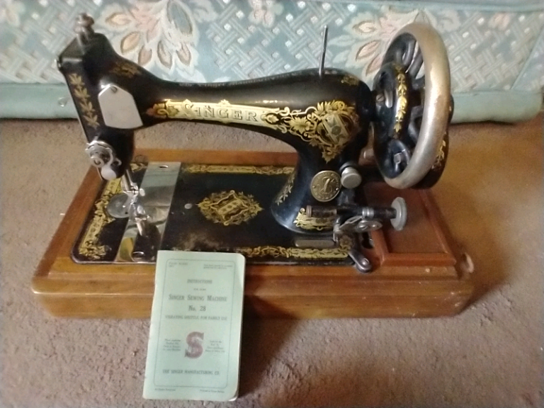 Singer Vintage Sewing Machines