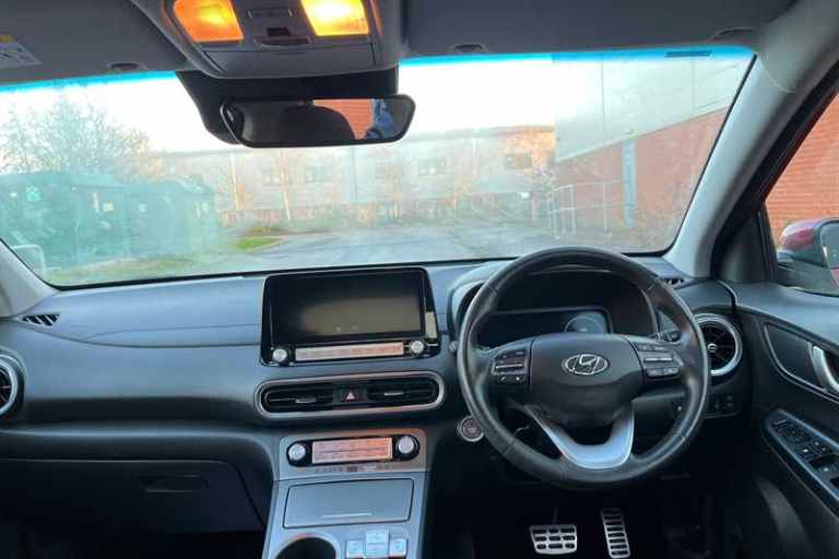 2022 Hyundai KONA 64kWh Premium SUV 5dr Electric Auto (10.5kW Charger) (204 ps) SUV Electric Auto...