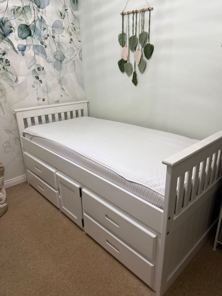 White Wooden Single Bed with Storage Drawers – Good Condition