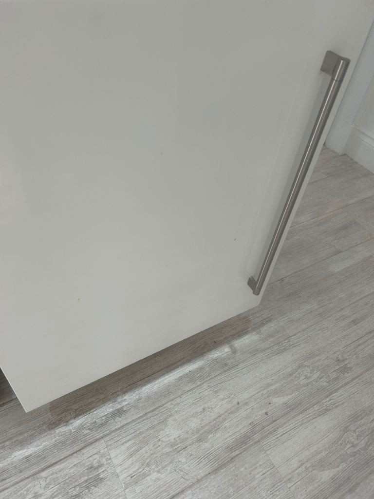 Fridge NEFF integrated fridge ..SOLD
