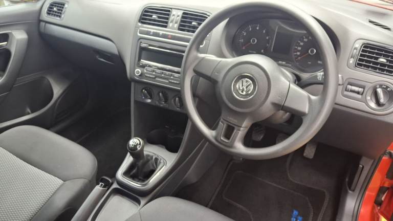 Volkswagen, POLO, Hatchback, 2013, Manual, 1198 (cc), 3 doors