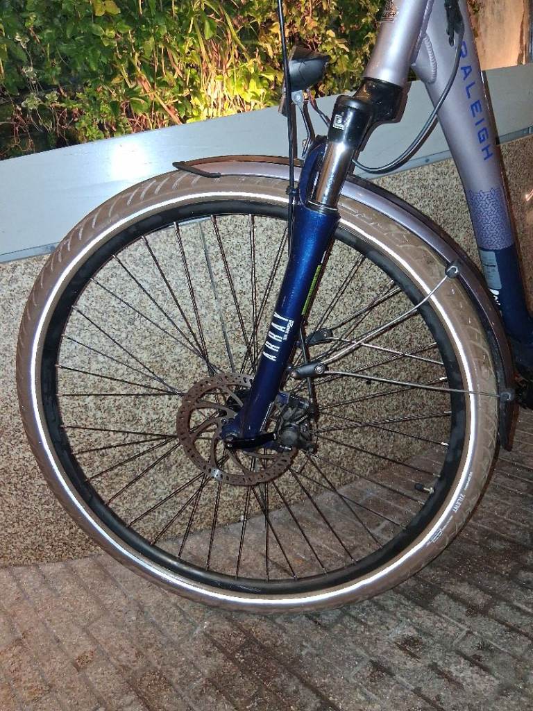 RALEIGH ARRAY STEP THROUGH ELECTRIC CITY BIKE 2023 HYBRID EXCELLENT CONDITION 