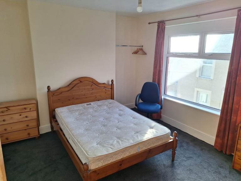 Rooms, Mount Pleasant, Swansea.