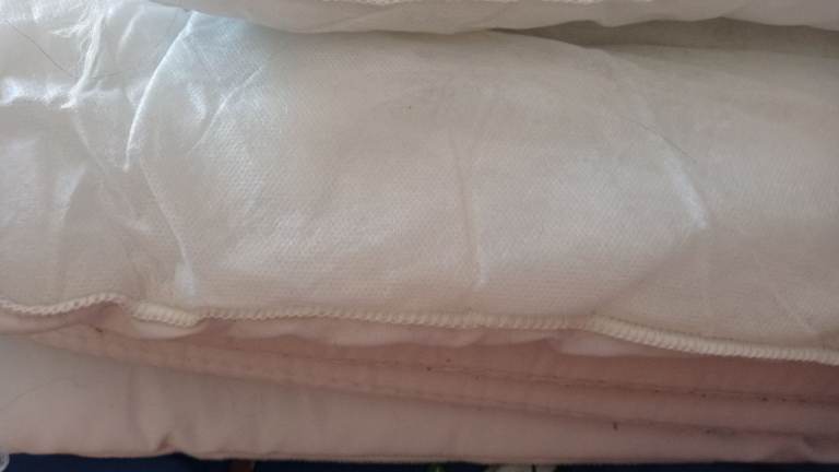 image for Silent night single topper as new £10