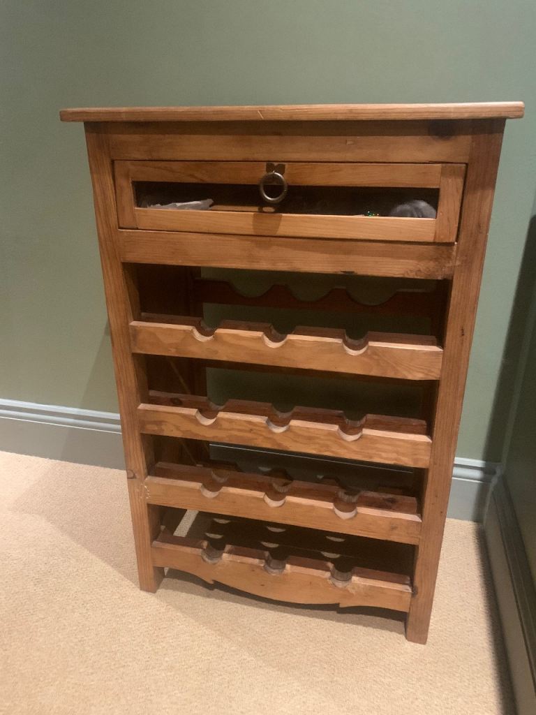 Wooden wine rack 