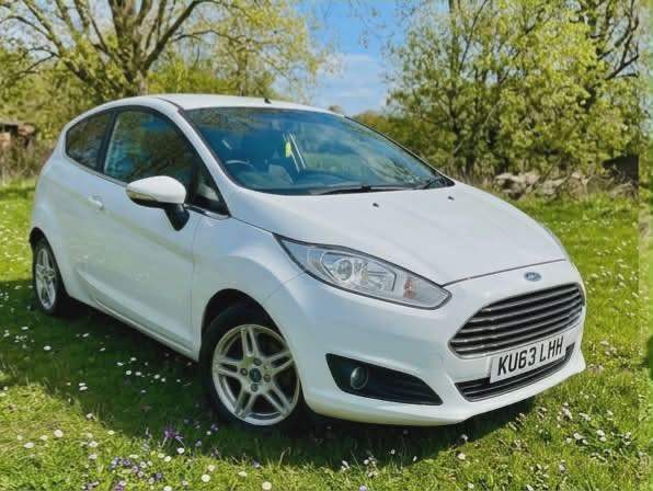 2014 FORD FIESTA ZETEC - £20 ROAD TAX