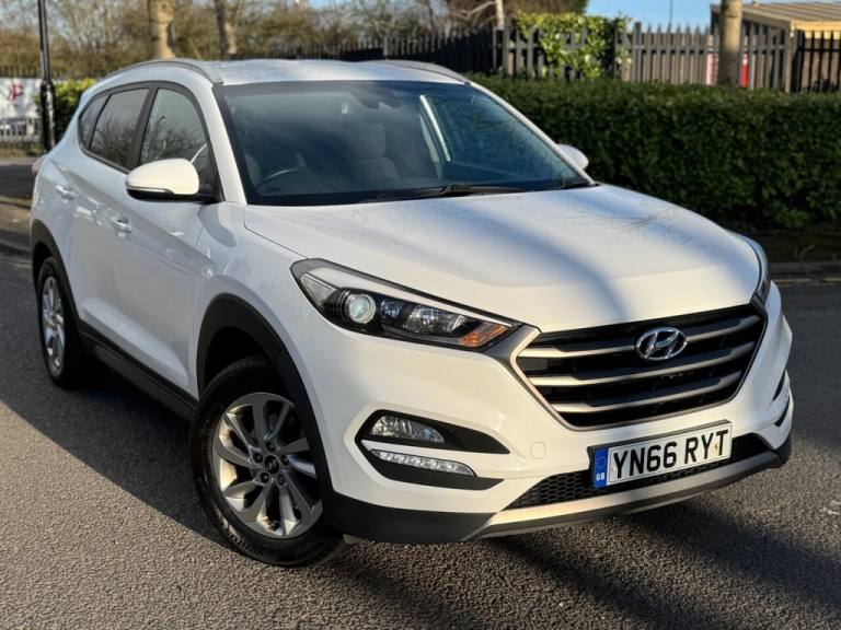 2016 Hyundai TUCSON 1.7 CRDi Blue Drive SE SUV 5dr Diesel Manual Euro 6 (s/s) (116 ps) Diesel Manual