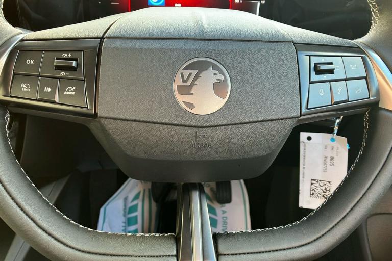  Vauxhall Mokka Electric 54kwh Design Suv 5dr Electric Auto 156 Ps Electric