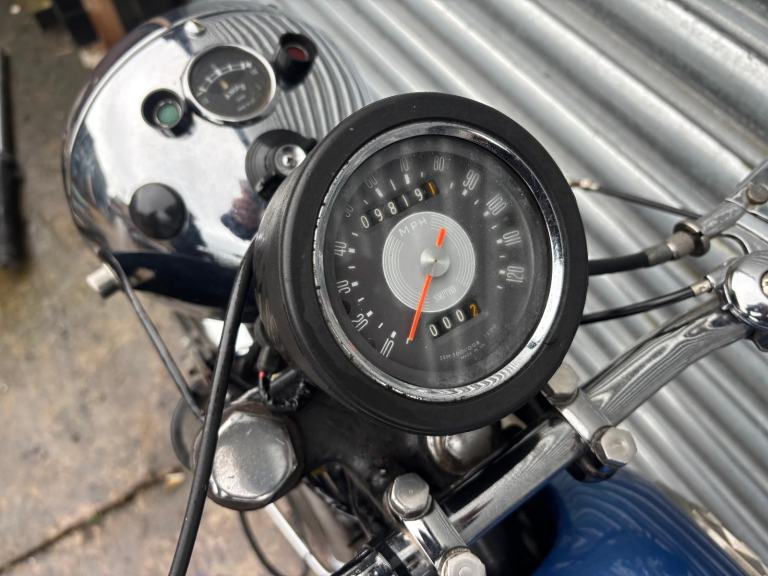 BSA B25 STARFIRE 250 CHOICE OF 3 ALL RUN MINT! PX SS TRIUMPH TR25  TRIALS 