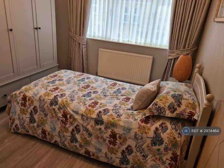 1 bedroom in Winchester Road, Bath, BA2 (#2974464)