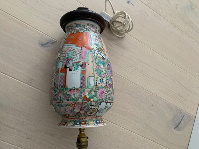 Chinese style multi-coloured porcelain table lamp