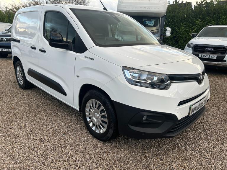 2022 TOYOTA PROACE CITY Icon Van 50kWh Auto