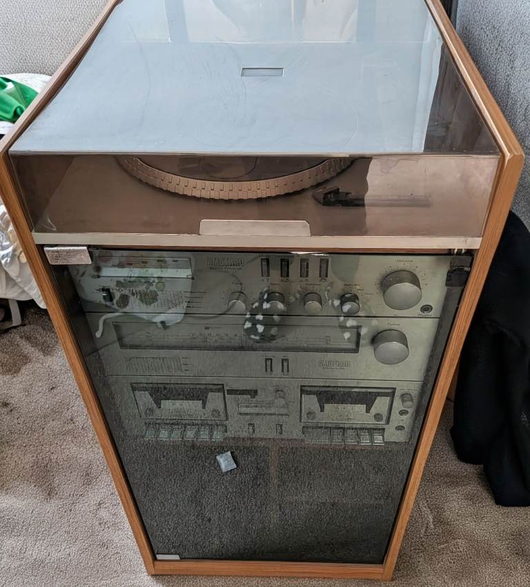 AMSTRAD TS35 IV Stereo System – Turntable, Amp, Cassette