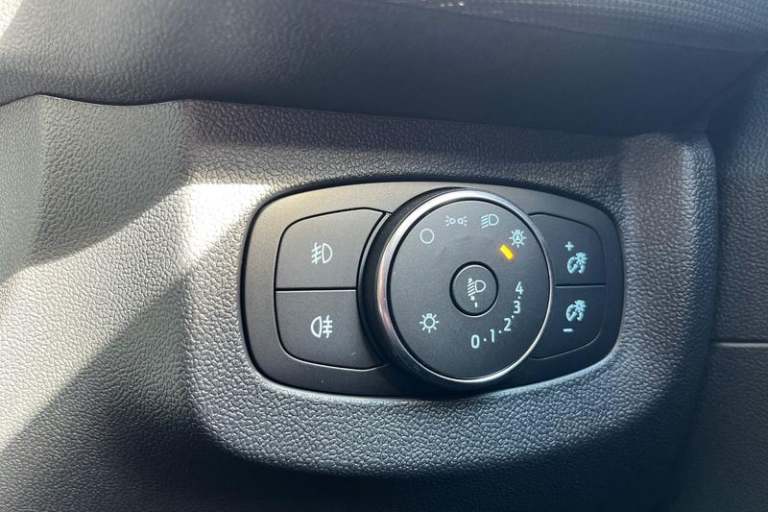 2025 Ford E-Transit Courier Trend AUTO FWD 43kWh 136PS 1 Speed Automatic Panel Van Electric Autom...