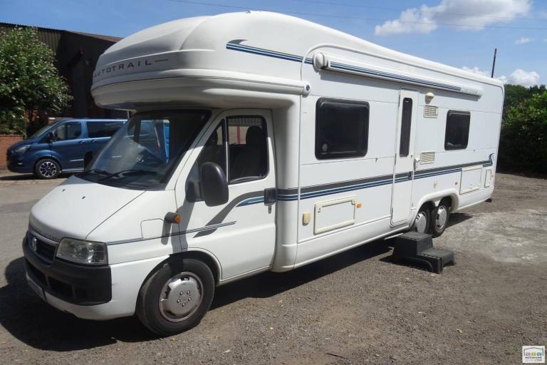 Auto Trail Cheyenne 840 SE 2006 4 Berth Twin Axle Motorhome For Sale