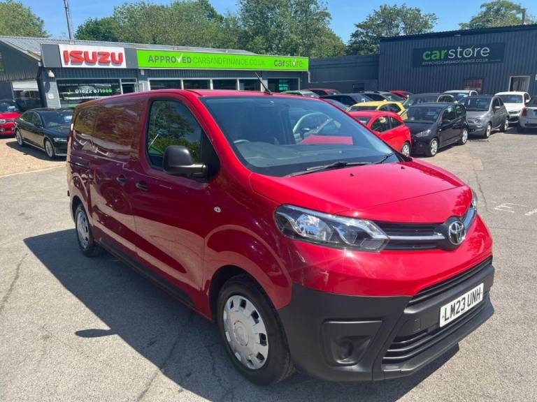 2023 Toyota ProAce Red 1.5D Active MWB panel van, 43,800 miles, Euro 6, Touchscreen Display, B Pa...