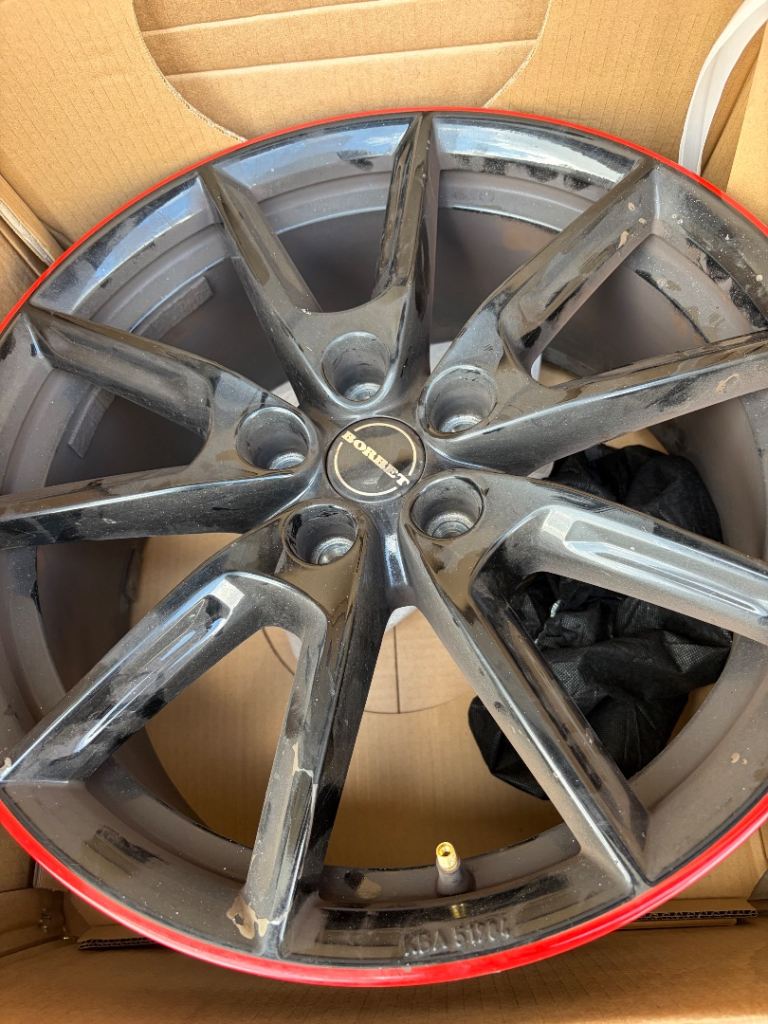 3x Borbet Alloy Wheels – Gloss Black with Red Rim