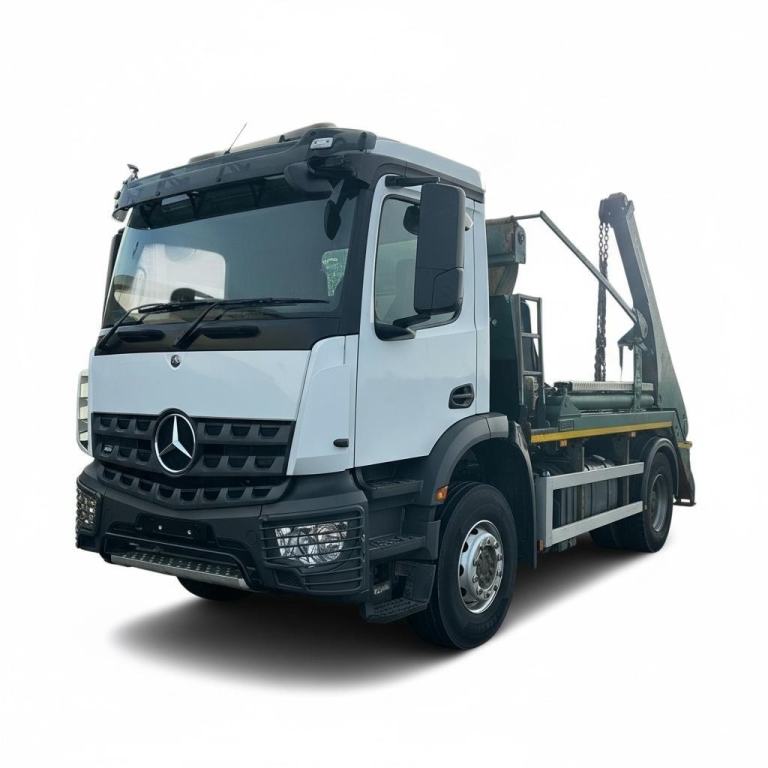 2017 Mercedes Benz Arocs 1824 SKIP LOADER 