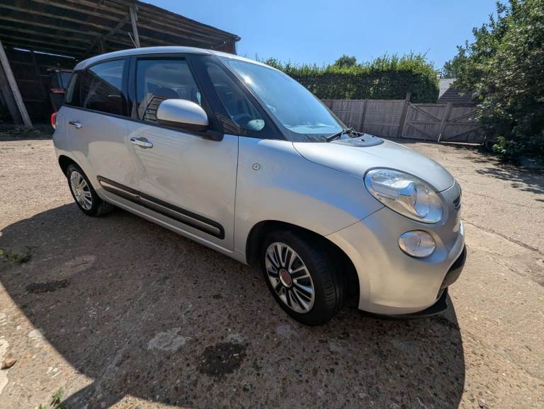 Fiat, 500L, MPV, 2013, LONG MOT, LOW INSURANCE, GREAT FAMILY CAR OR FIRST TIME DRIVER