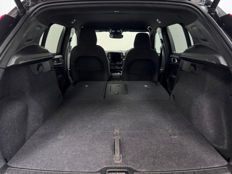 2023 Volvo XC40 Plus P8 AWD (408 hp) ESTATE Electric Automatic