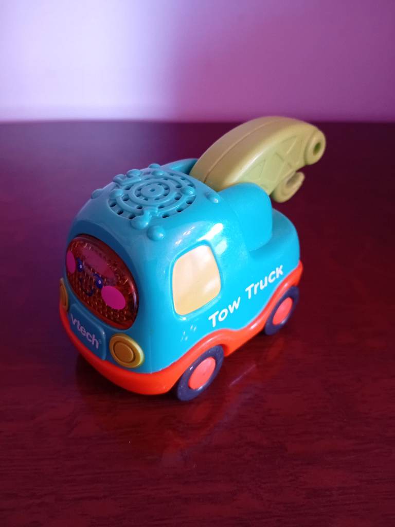 VTech Toot Toot Tow Truck Toy 
