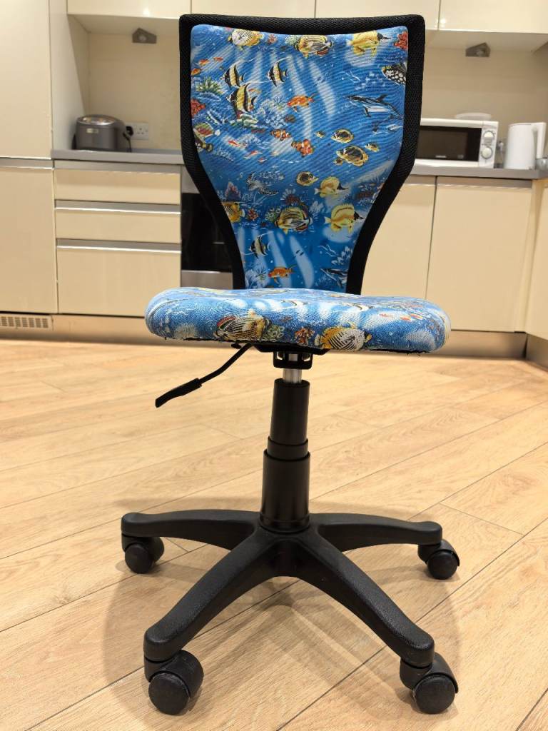 Children's Adjustable Swivel Desk Chair - Ocean/Fish Theme - VGC