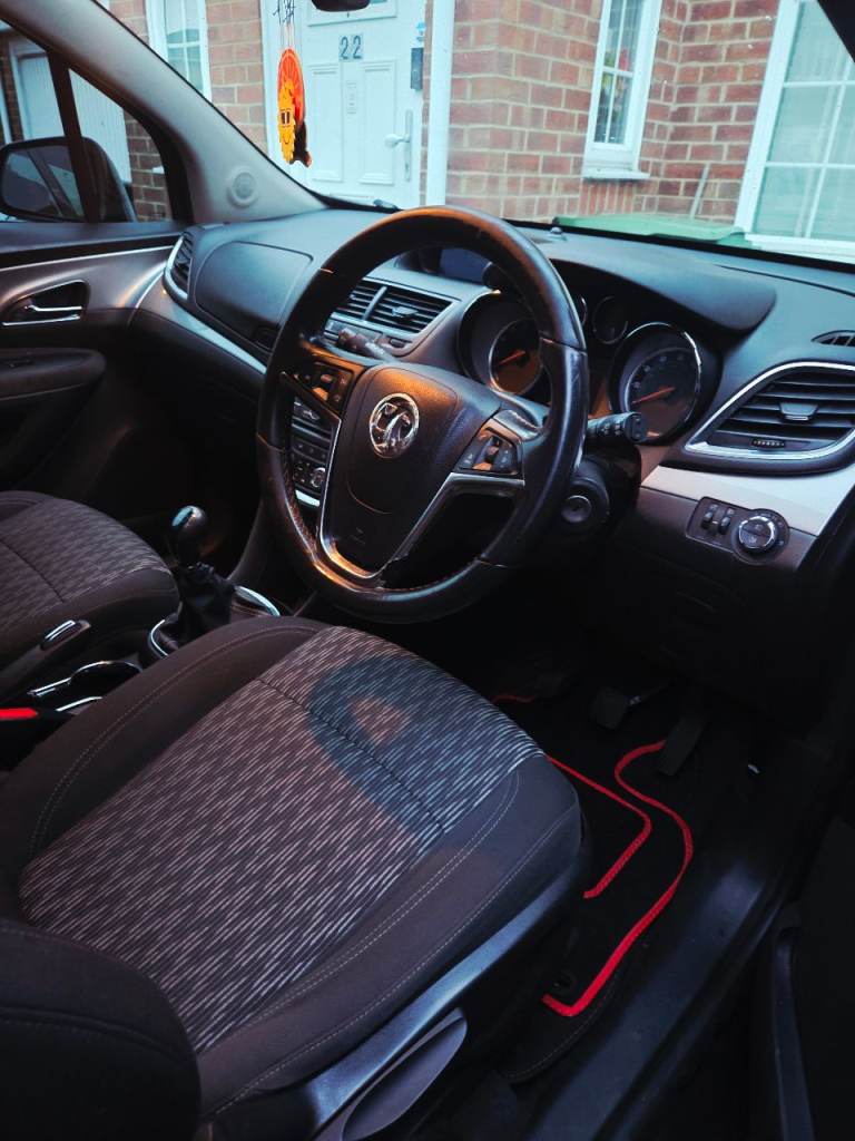 Vauxall Mokka Exclusive S/S Manual Petrol