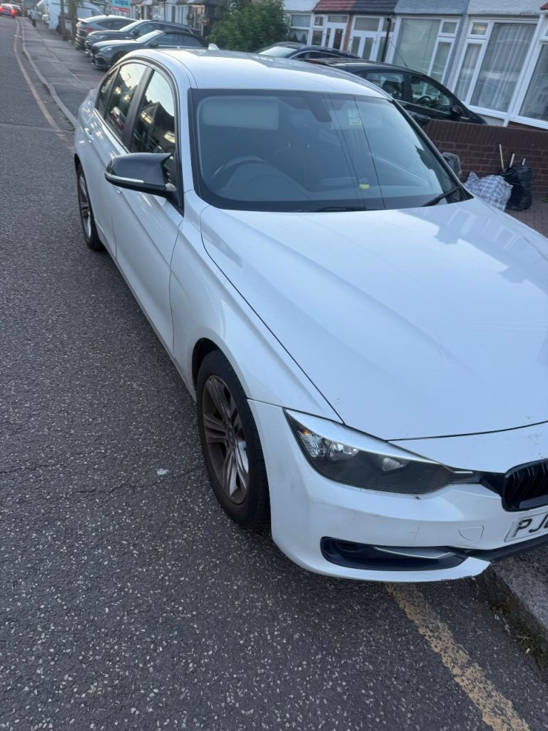 BMW, 3 SERIES, Saloon, 2014, Manual, 1995 (cc), 4 doors