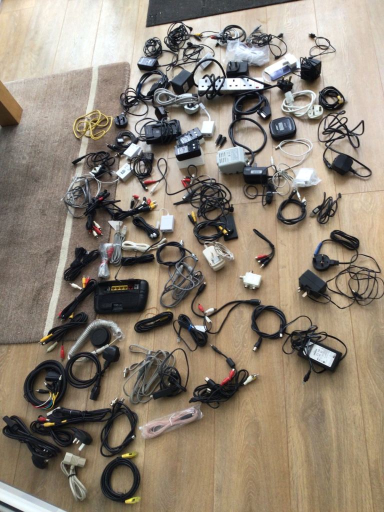 Job lot of electrical bits and bobs 