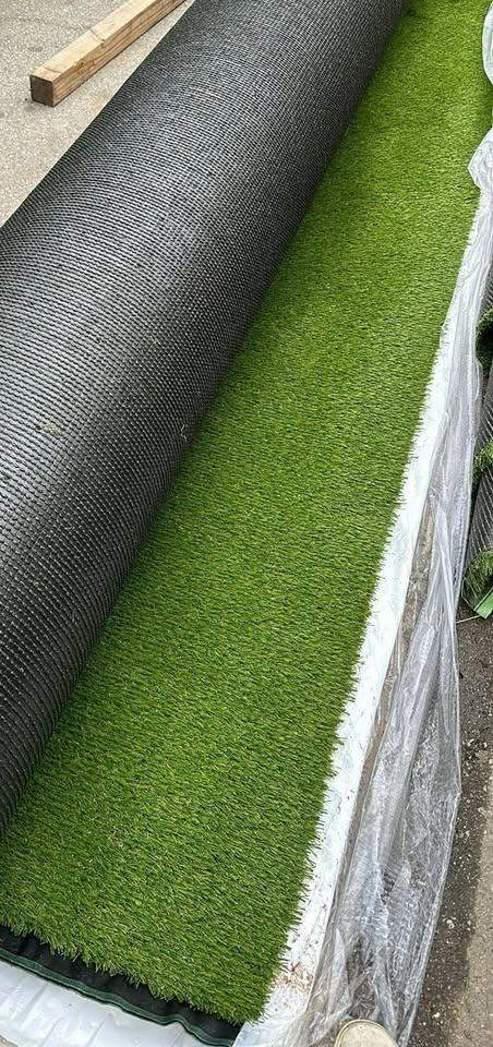 Artificial Grass Rolls | 40mm Thick & Lush | Soft Underfoot